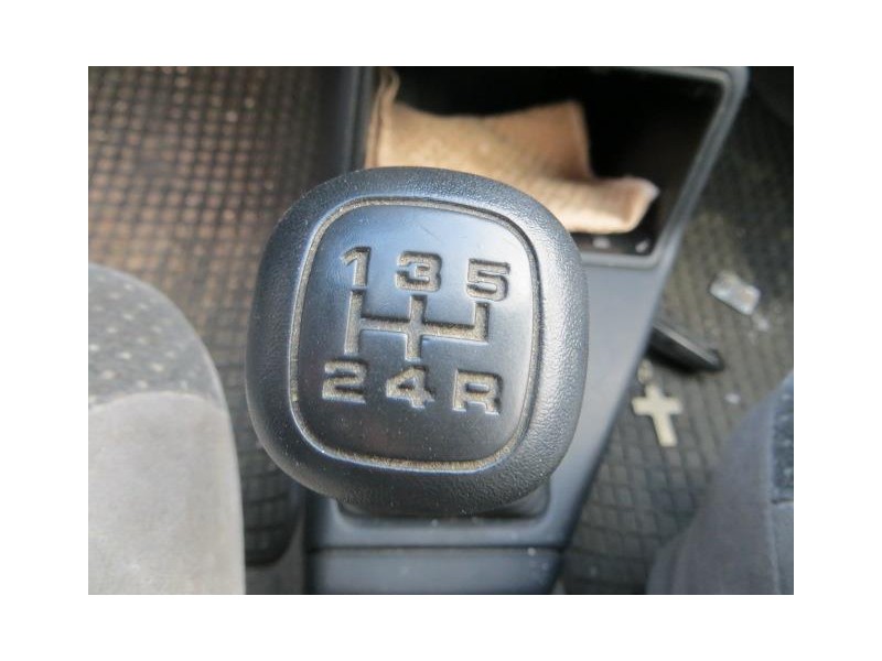 ford orion del año 1986