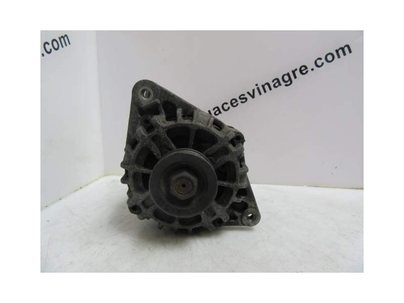 Recambio de alternador para hyundai elantra 2.0 g referencia OEM IAM AB180128  