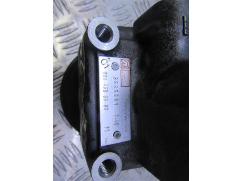 Recambio de bomba dirección : m. benz mb 140 : 2.4 d (76,14cv) [1991] para m. benz mb 140 2.4 d referencia OEM IAM 7681955195  