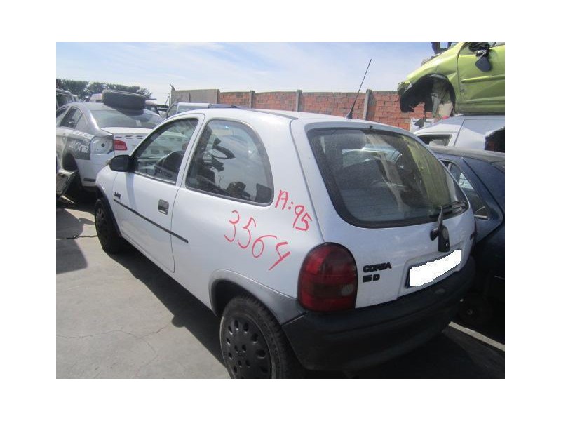 opel corsa del año 1995