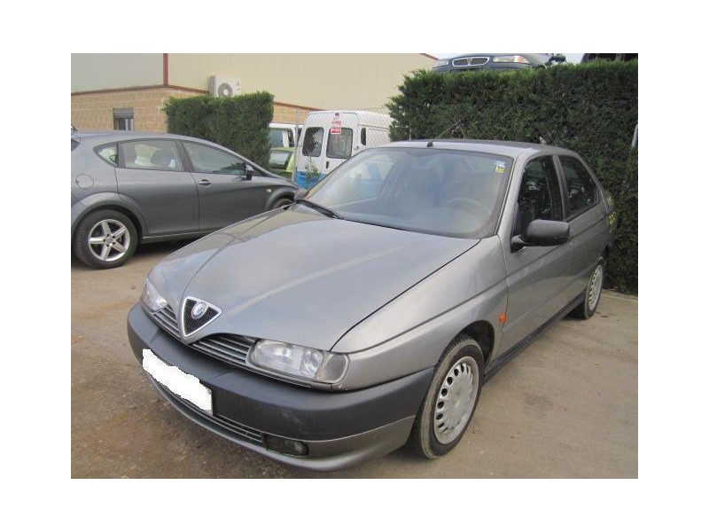 alfa romeo 146 del año 1995