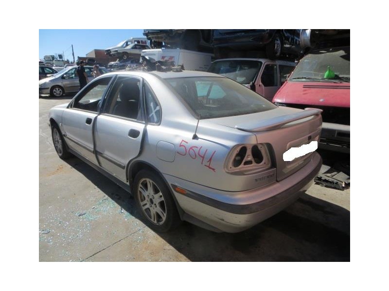 volvo s40 del año 1999