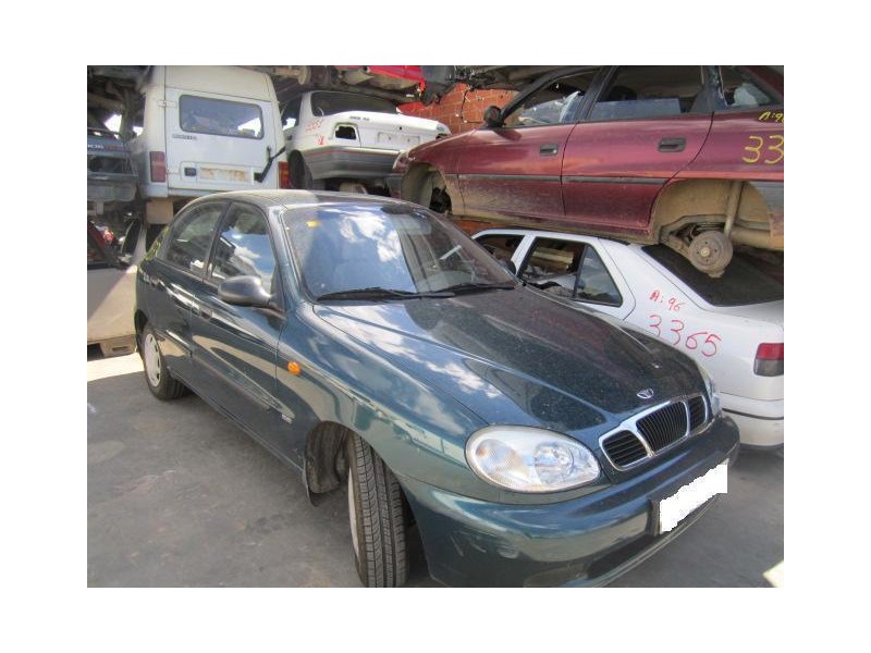 daewoo lanos del año 1999
