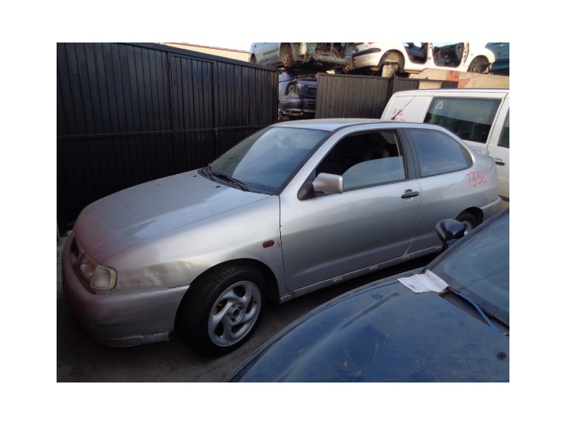 seat cordoba del año 1999