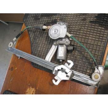 ELEVALUNAS DELANTERO DERECHO ELECTRICO 3P 