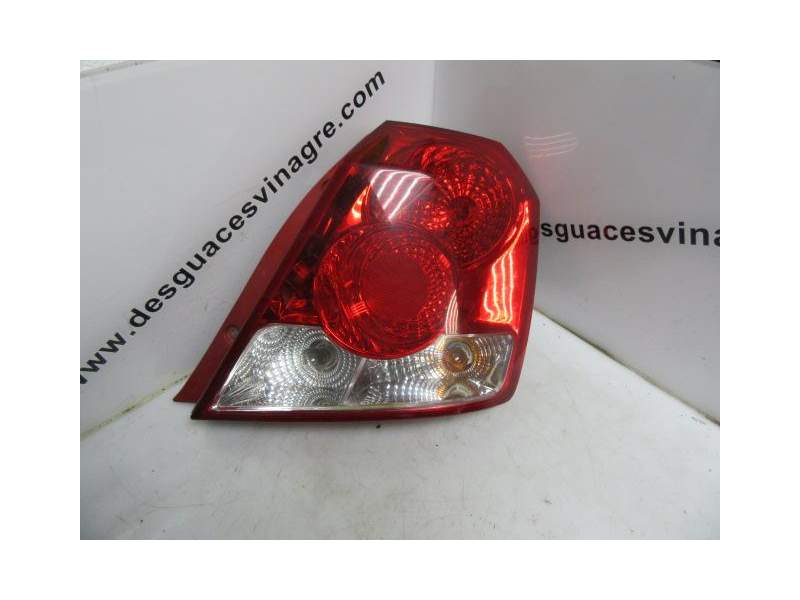 Recambio de piloto trasero derecho para chevrolet kalos 1.2 g 5p referencia OEM IAM 96540269  