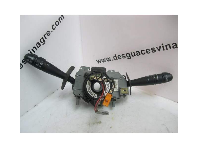 Recambio de mando luces y limpias para renault megane 1.9 dci /f9q k7 referencia OEM IAM   