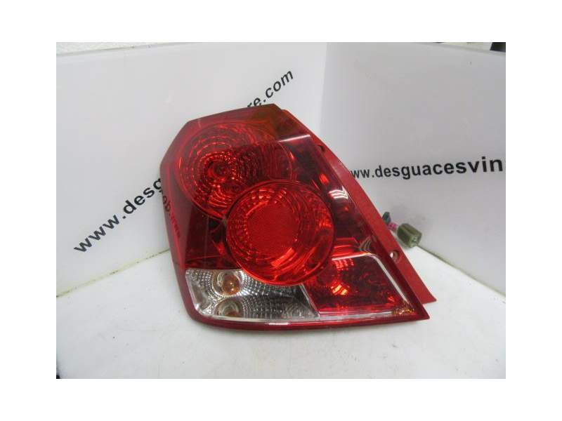 Recambio de piloto trasero izquierdo para chevrolet kalos 1.2 g 5p referencia OEM IAM 96540268  