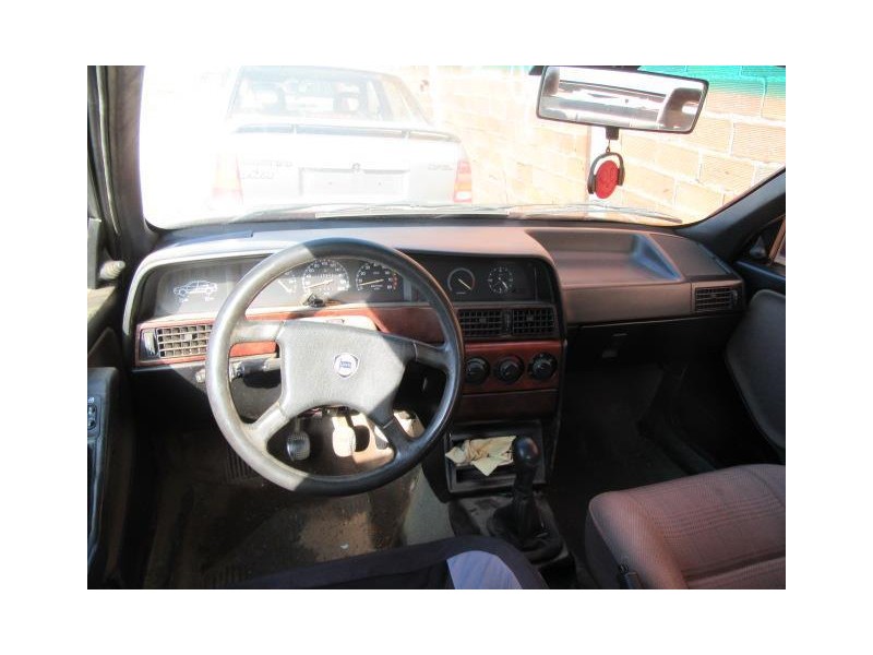 lancia dedra del año 1992