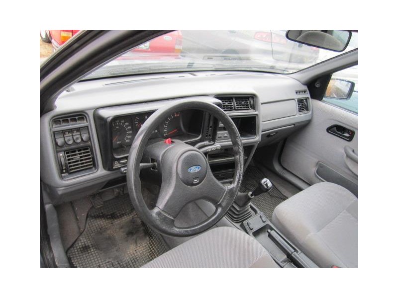 ford sierra del año 1988
