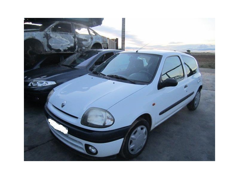 renault clio del año 1999