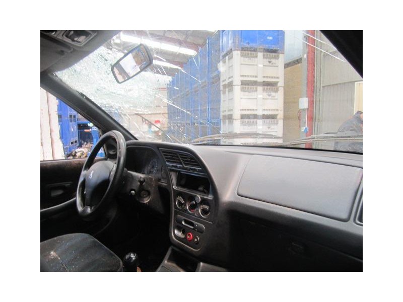 peugeot 306 del año 1999