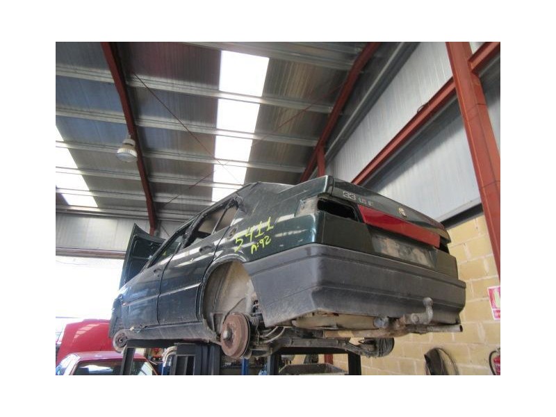 alfa romeo 33 del año 1992