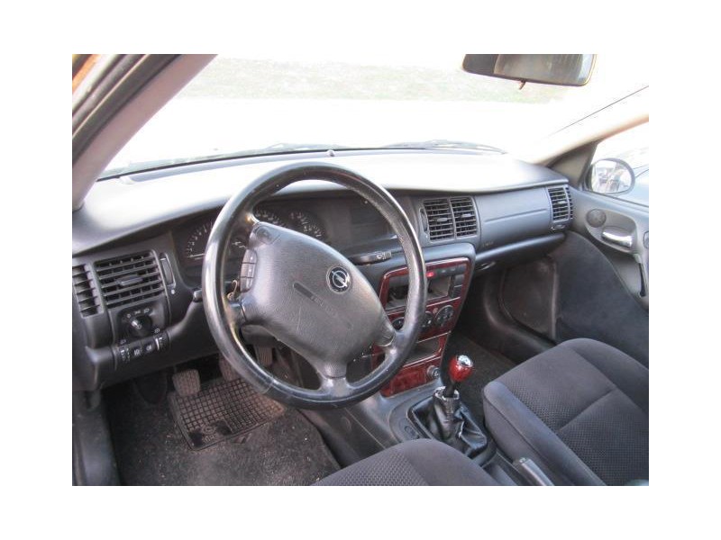 opel vectra del año 1999