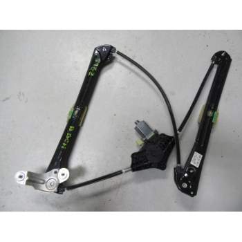 ELEVALUNAS DELANTERO DERECHO 5G4837462H 