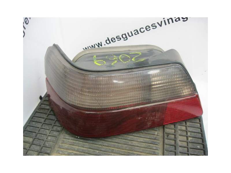 Recambio de piloto trasero izquierdo para peugeot 605 2.0 g referencia OEM IAM GRIS Y ROJO  