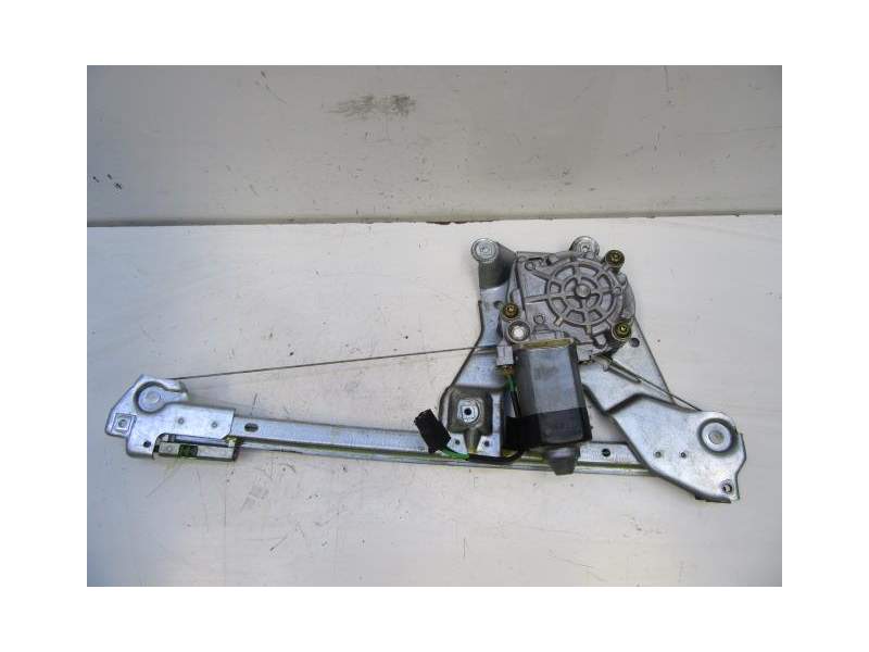 Recambio de elevalunas trasero izquierdo para audi 100 2.6 g referencia OEM IAM 4A0839461A  