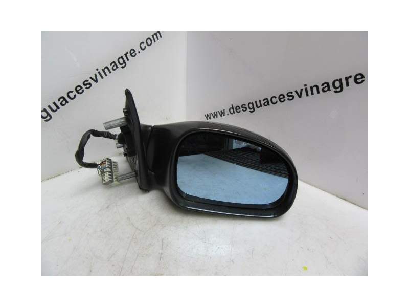 Recambio de retrovisor derecho para peugeot 406 1.8g-6fz referencia OEM IAM   
