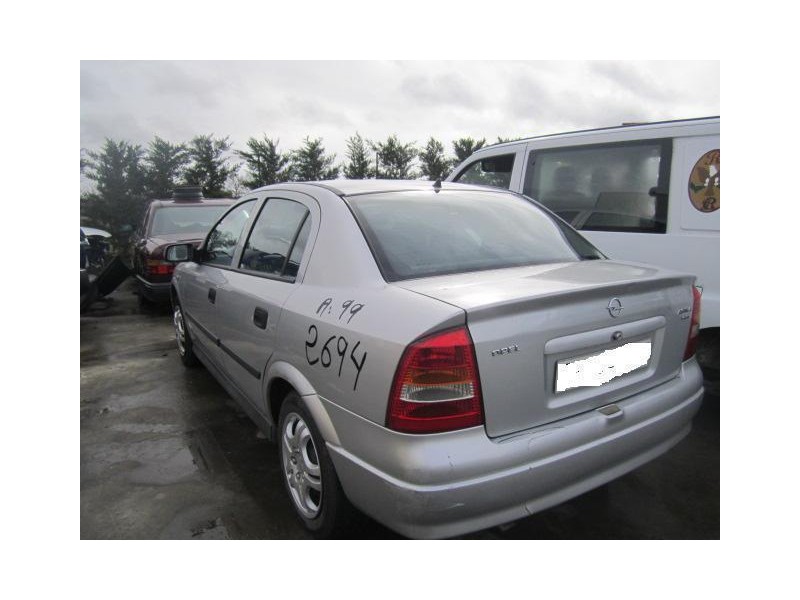 opel astra del año 1999