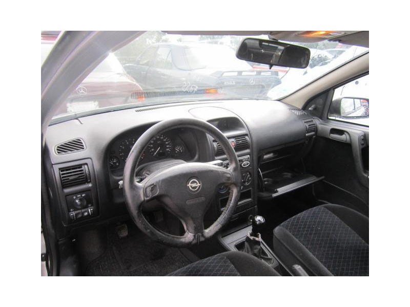 opel astra del año 1999