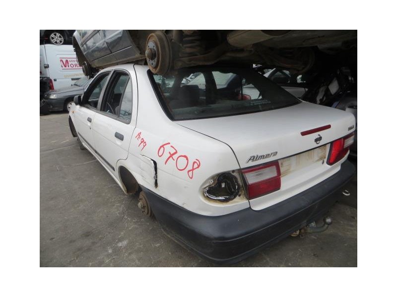 nissan almera del año 1999