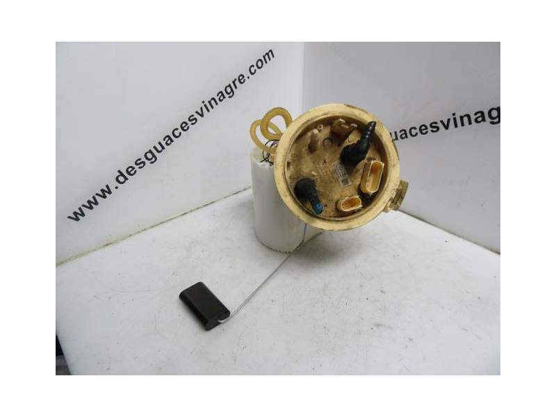 Recambio de bomba combustible aforador para volkswagen golf 1.6 td referencia OEM IAM 5Q0919050P A2C82349000 