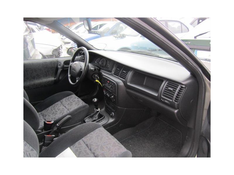 opel vectra del año 1997
