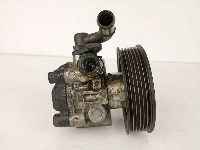 Recambio de bomba direccion para hyundai accent ii sedán (lc) 1.5 crdi referencia OEM IAM 5711025300  