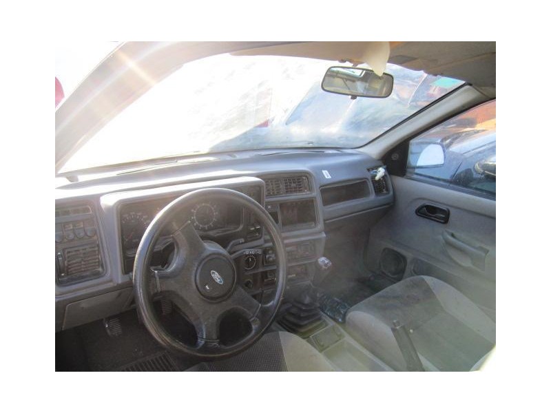 ford sierra del año 1990