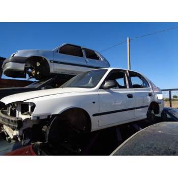 HYUNDAI ACCENT II SEDÁN (LC)