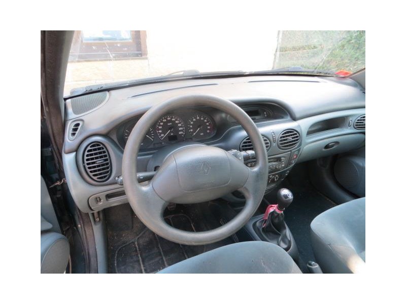 renault megane del año 1999