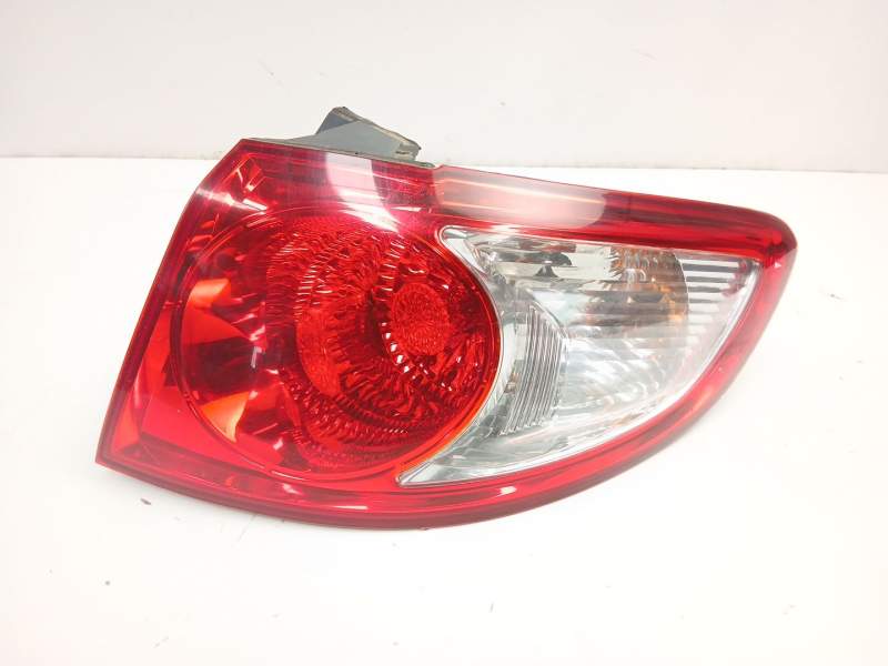 Recambio de piloto trasero derecho para hyundai santa fé ii (cm) 2.2 crdi 4x4 referencia OEM IAM 924022B000  