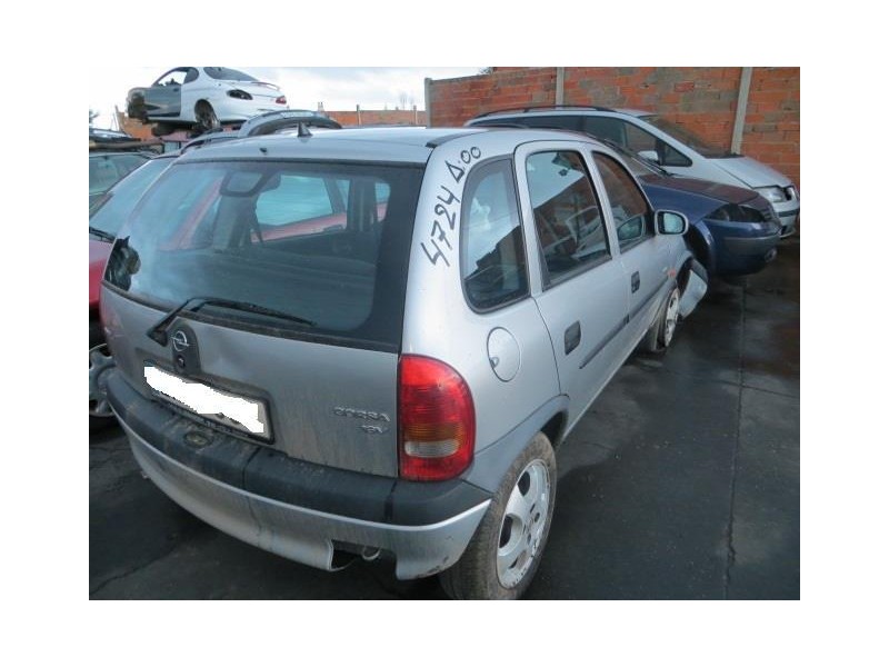 opel corsa del año 2000