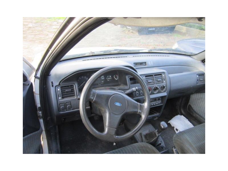 ford escort del año 1992