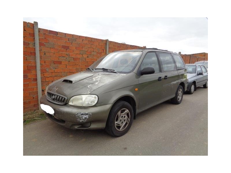 kia carnival del año 2000