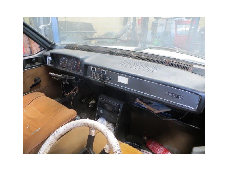 renault 12 del año 1982
