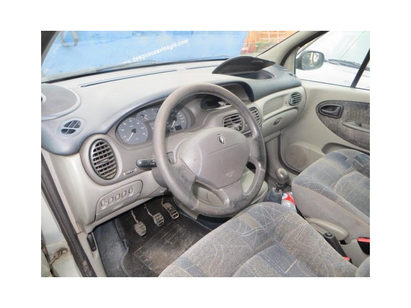 renault scenic 1.9 d (97,89cv del año 1999
