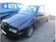 alfa romeo 146 del año 2000