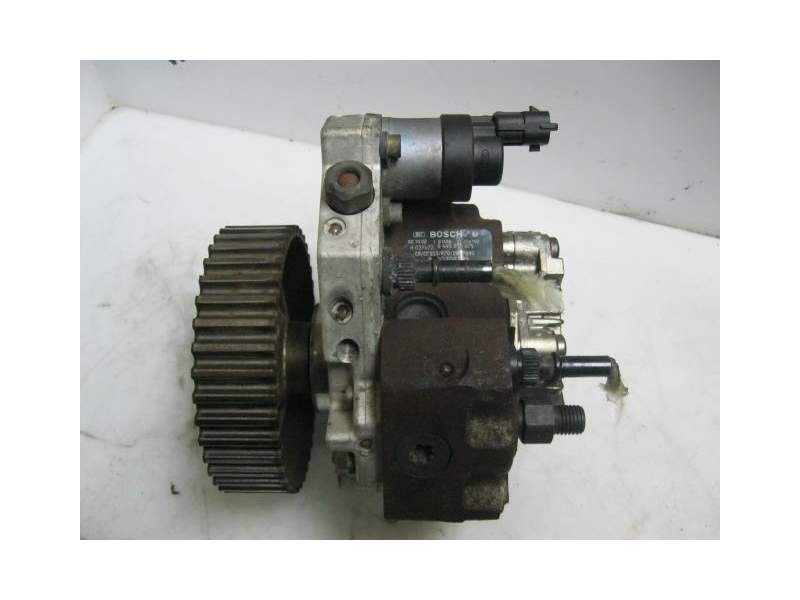 Recambio de bomba inyectora diesel para renault laguna 1.9 td/f9q c7 referencia OEM IAM 8200108225 0445010075 