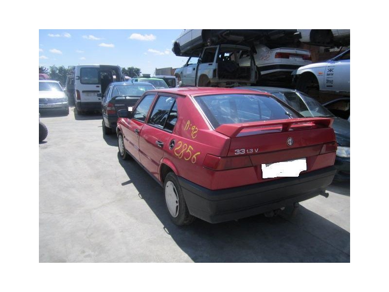 alfa romeo 33 del año 1992