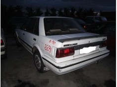 nissan bluebird del año 1990 2