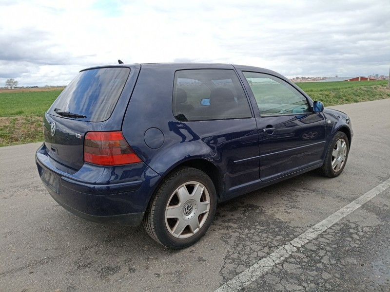 volkswagen golf del año 2003