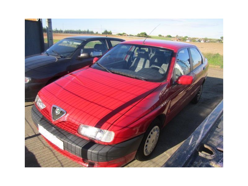 alfa romeo 146 del año 1996