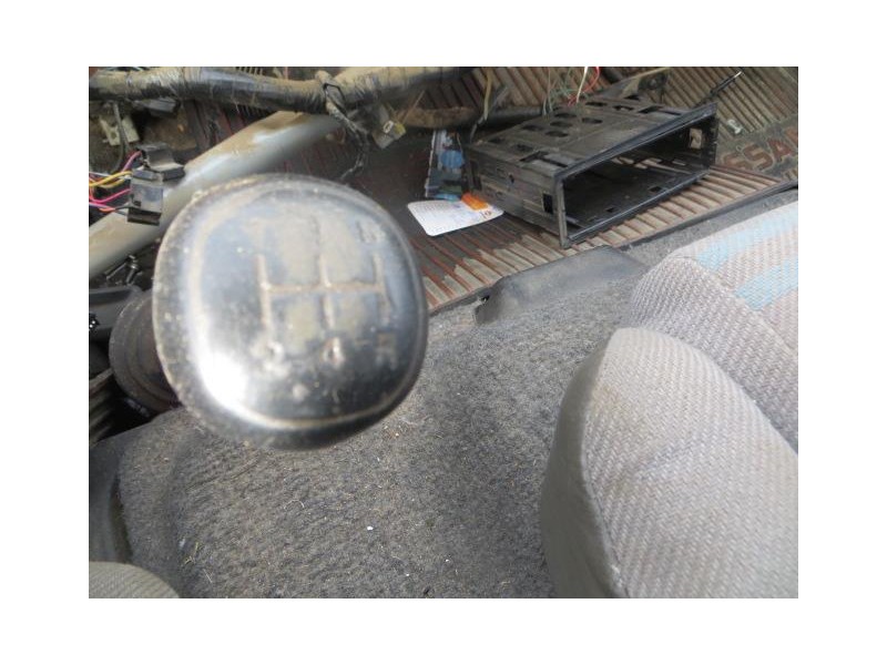 nissan trade del año 1994