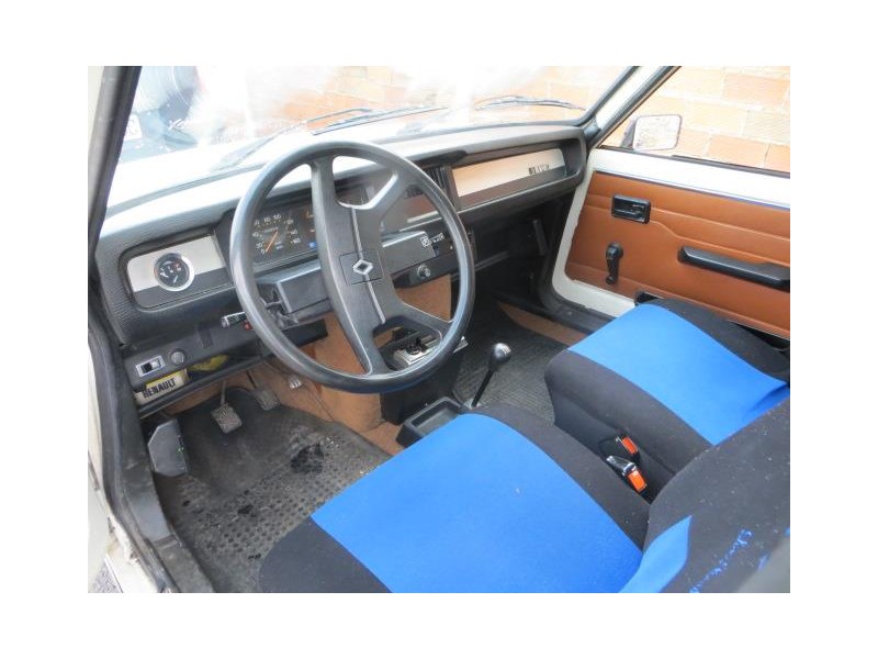 renault  7 del año 1981