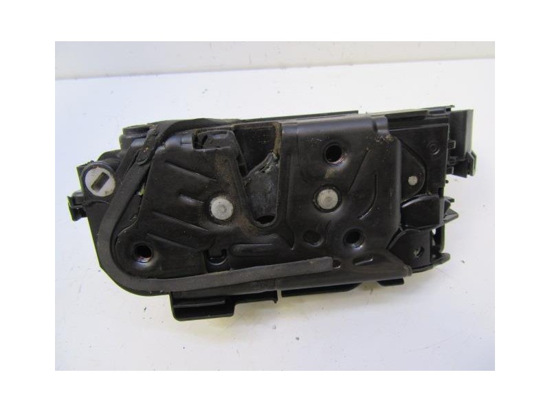 Recambio de cerradura pta. tras. izq. : seat ibiza : 1.0 g (95,17cv) turbo [2019] para seat ibiza 1.0 g turbo referencia OEM IAM