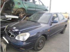 daewoo nubira del año 2000