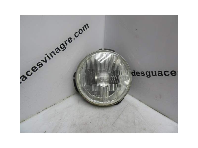 Recambio de faro derecho para mitsubishi pajero 2.5td -4d56 descapotable referencia OEM IAM MB283548  