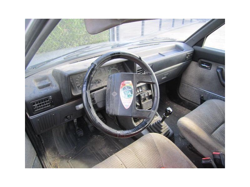 renault  9 del año 1988