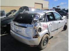 ford focus del año 2000 2